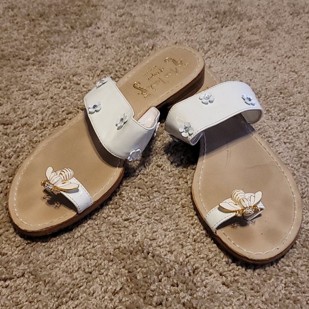 Shoes - Picture 13 of 16